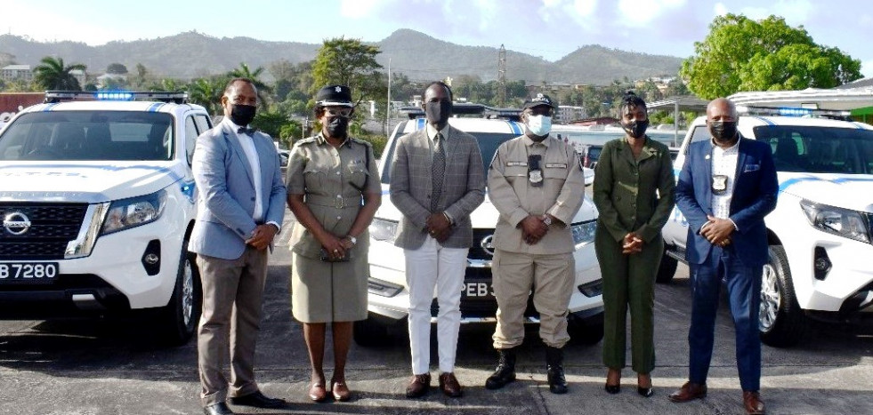Trinidad&Tobago Policia Nissan MinSegNacional