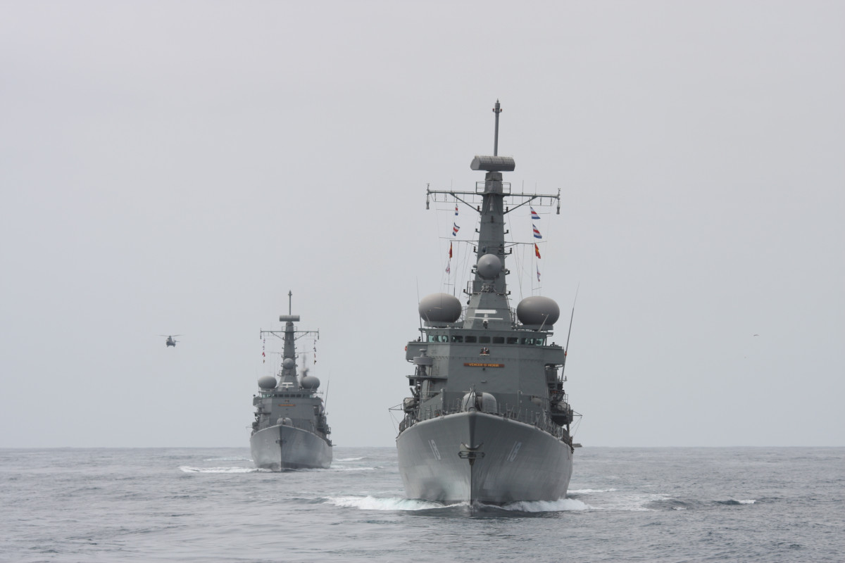 Fragatas multipropu00f3sito clase M FF 18 Almirante Riveros y FF 15 Almirante Blanco Foto Armada de Chile