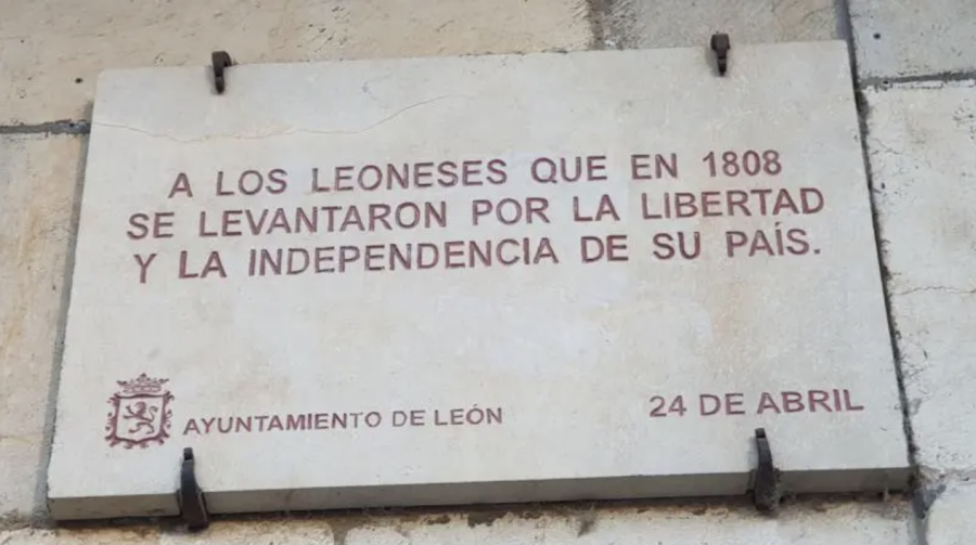 Placa conmemorativa León 1808