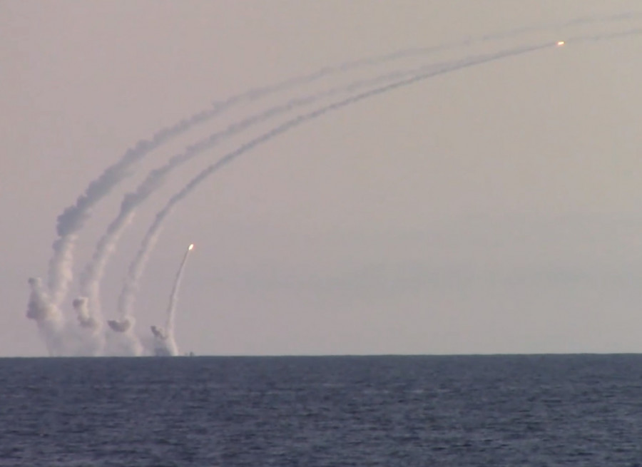 Misiles Kalibr lanzados desde el Mar Negro por Rusia contra objetivos en Ucrania. Imagen Ministerio de Defensa de la Federación Rusa