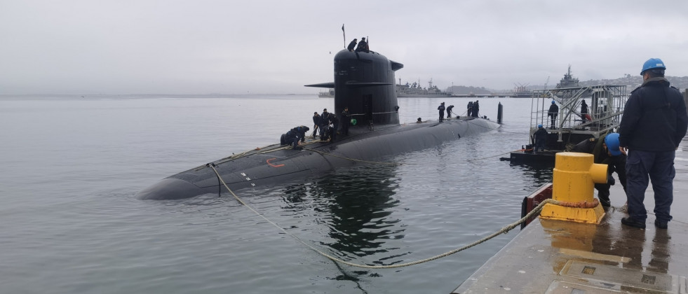 Submarino Carrera arribando a la base naval de Talcahuano foto Armada de Chile