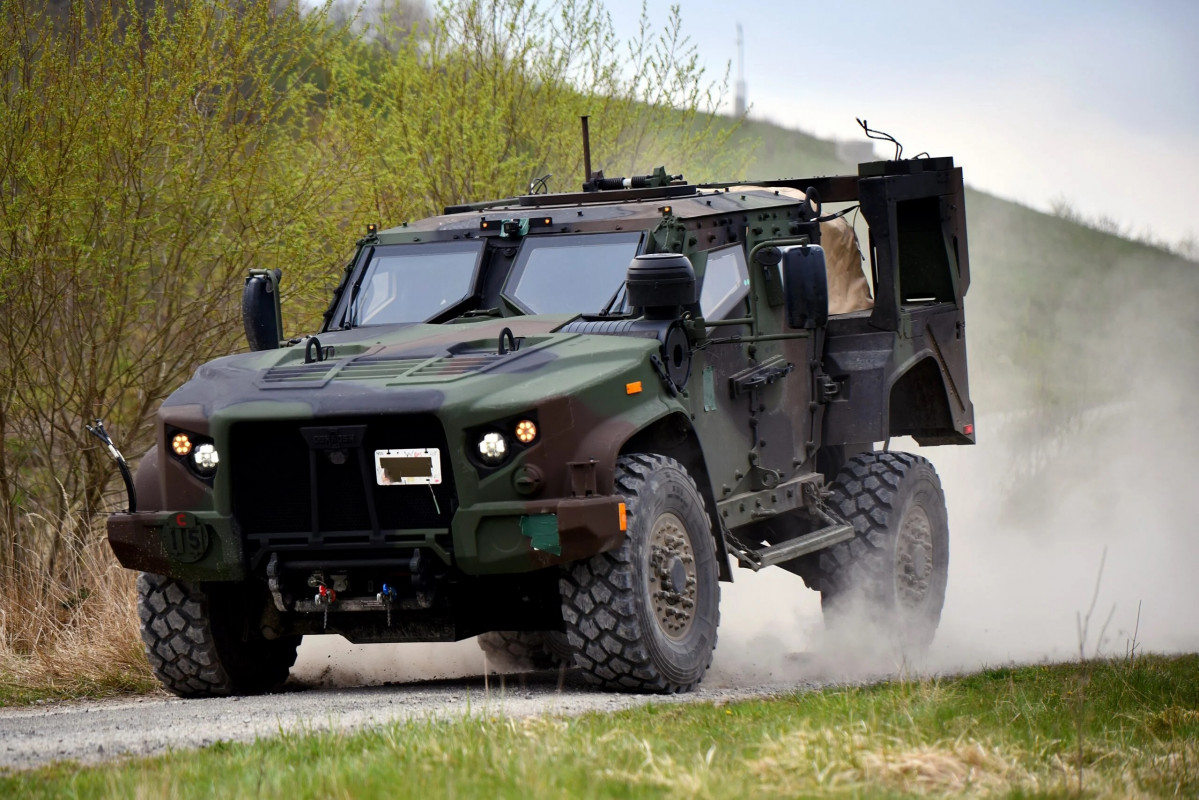 JLTV 1