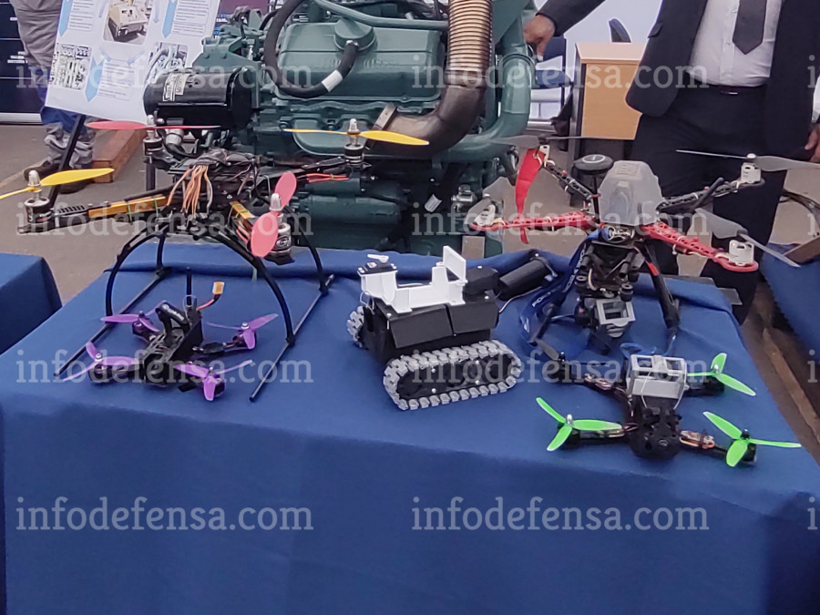 Prototipos de drones de Famae presentados en EXPOIMIL 2021 FOTO NICOLAS GARCIA