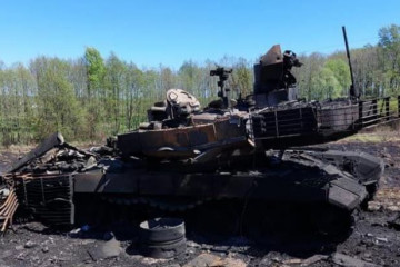 Carro de combate T 90M destruido en Ucrania. Foto Oryxspioenkop