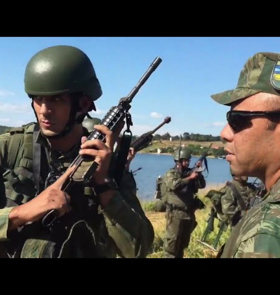 Brasil adiestra a 700 infantes de Marina en operaciones fluviales en el sudeste del país