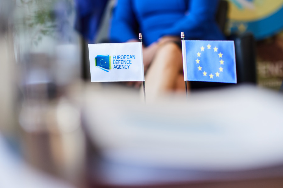 Eda and eu flags