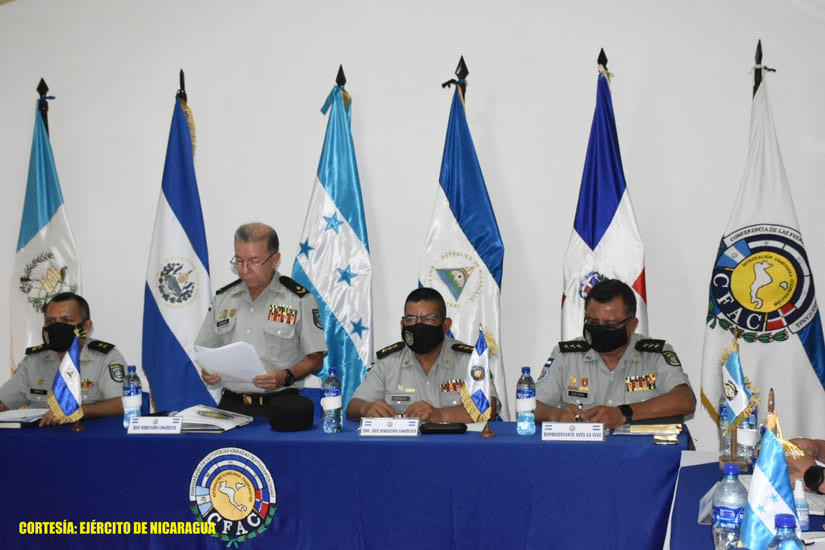 Reunión en Nicaragua industrias militares de CFAC