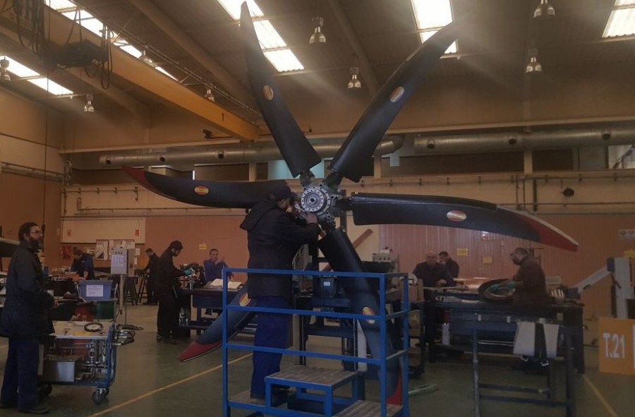 Taller helices ejercito del aire sevilla