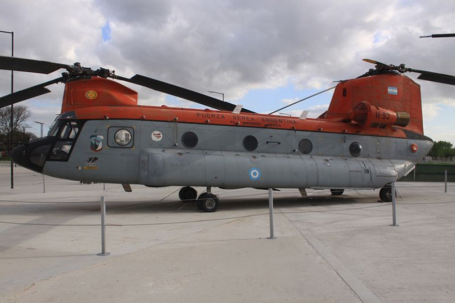 H 93 Boeing Chinook CH 47C Fuerza Aerea Argentina (8164187869)