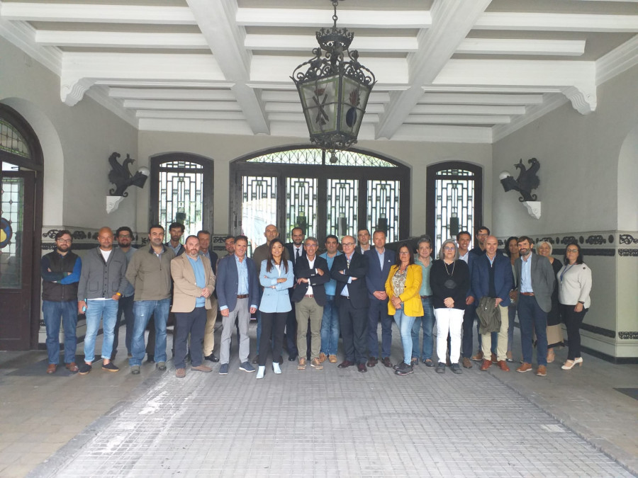 Reunion en trubia de la industria de defensa de asturias