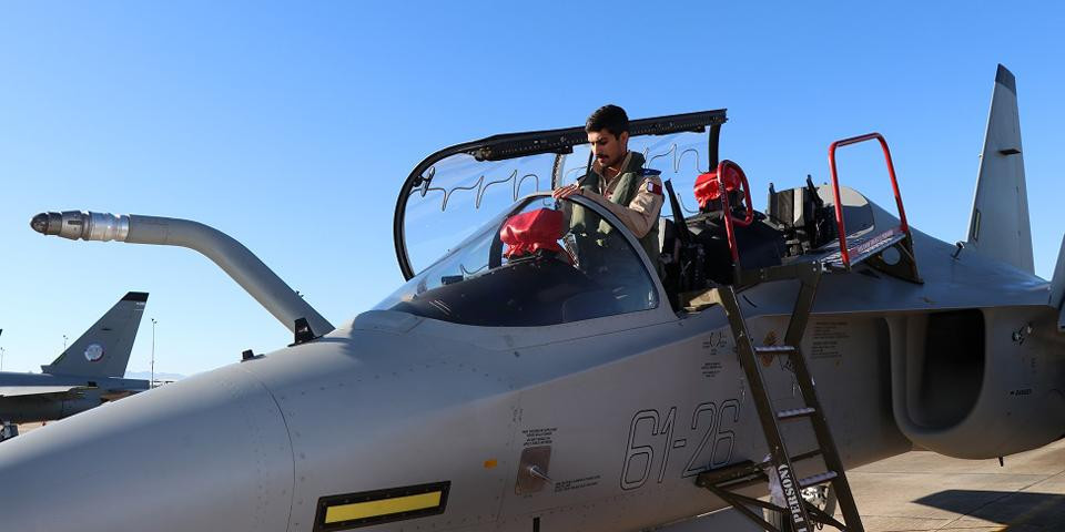 Piloto catarí entrenándose en la IFTS italiana. Foto Leonardo
