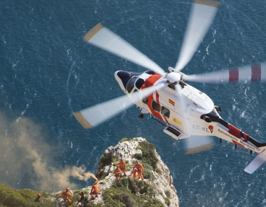 Helicóptero de Babcock durante un servicio aéreo en España. Foto Babcock