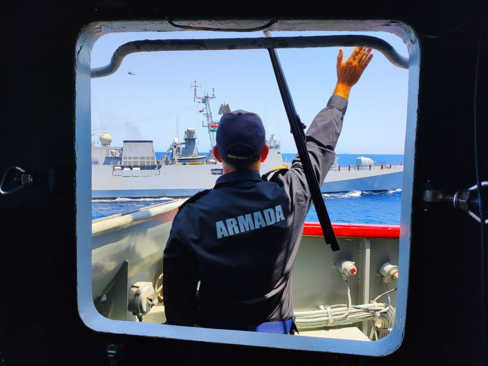 Armada y marina india ejercicio mediterraneo