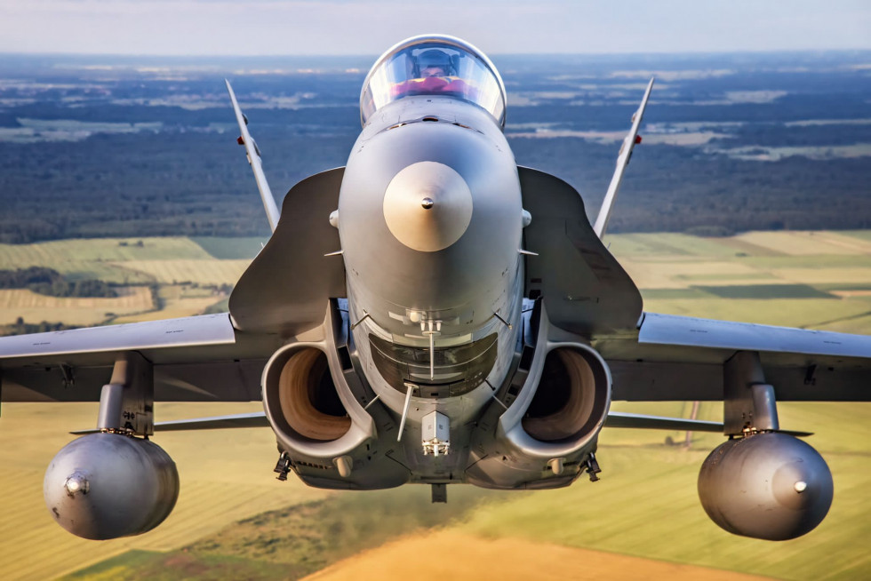 Caza f18 ejercito del aire