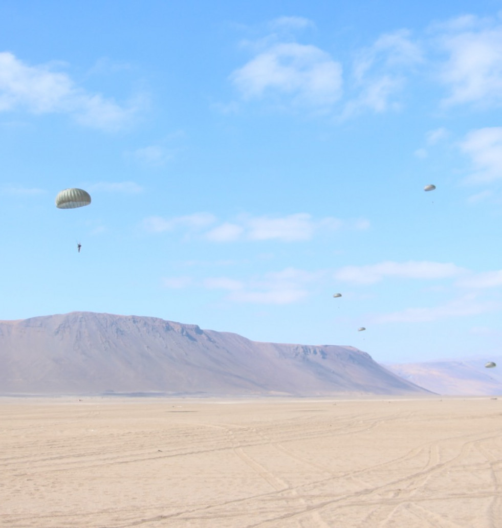 Certificación de Paracaidistas año 2022 en la VI División Foto Ejército de Chile