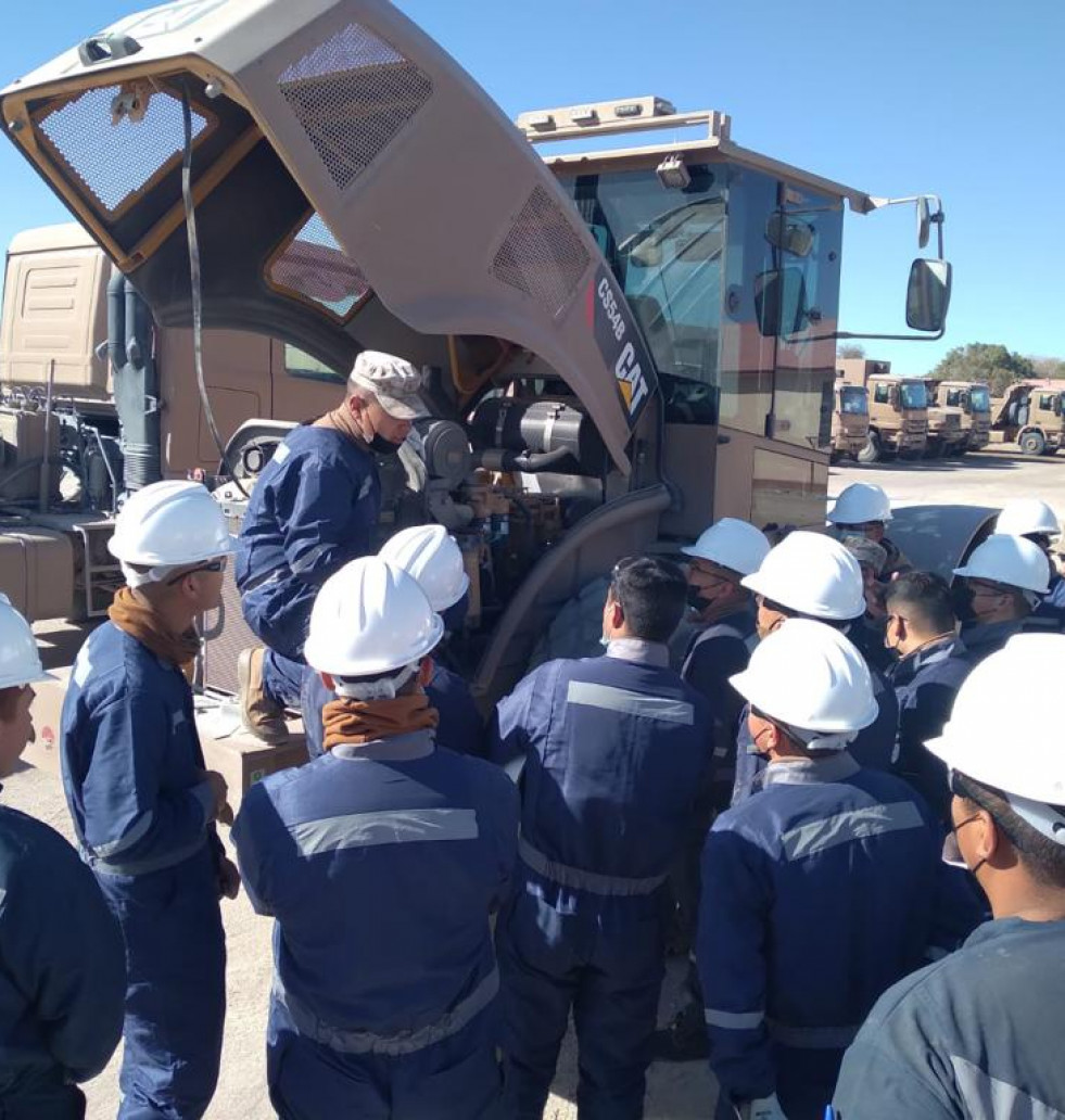 Curso de capacitación en operación de maquinaria pesada en el norte del país Foto Ejército de Chile