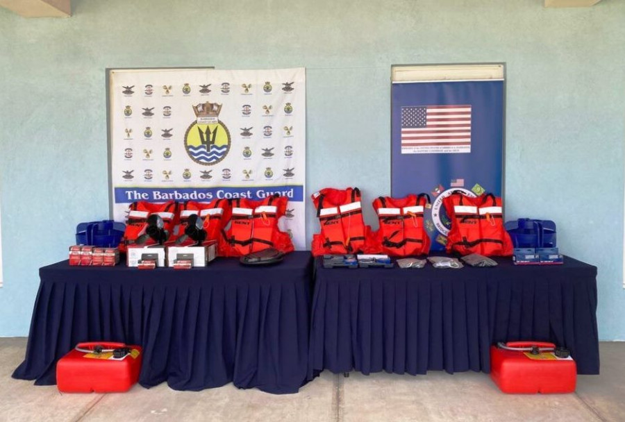 Barbados Guardacostas donacion USEmbassy