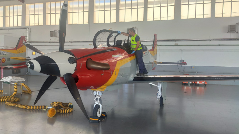 Uno de los nuevos Pilatus del EAE Foto B Carrasco
