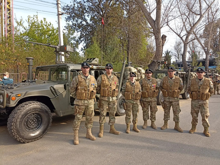 Personal de la BOE Lautaro con vehiculos Humvee Foto Comando de Operaciones Especiales del Ejército de Chile