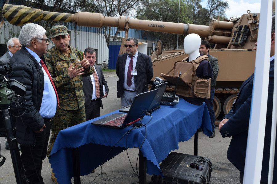 Visita de subsecretario Gaspar a Famae Talagante Foto Famae