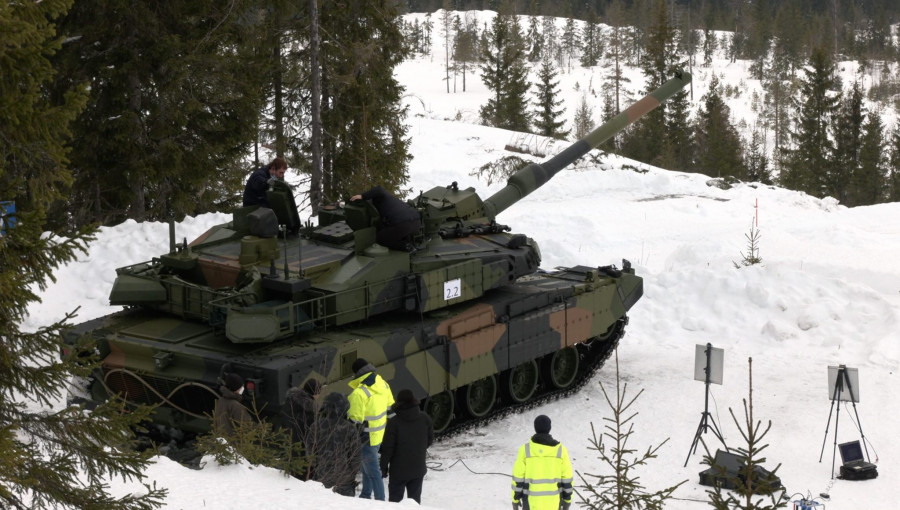 Carro de combate K2 durante unas pruebas con munición de Nammo de 120 mm. Foto Nammo