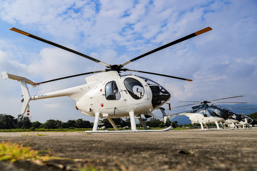 EE.UU. entrega cuatro helicópteros MD530F a la Fuerza Aérea Salvadoreña