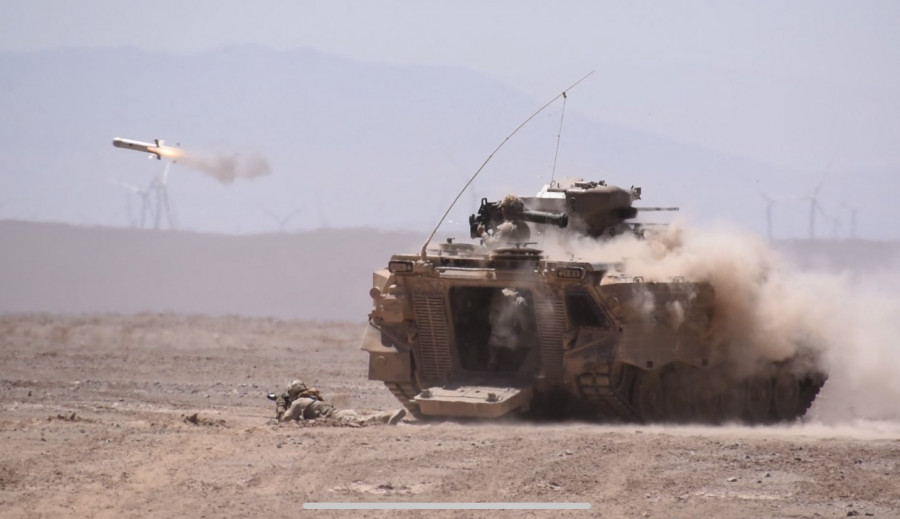 Disparo de misil Spike desde un carro Marder 1A3 en el ejercicio Puño de Acero Foto Ejército de Chile
