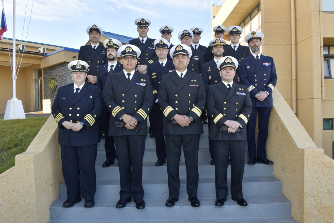 Curso de Operaciu00f3n de Aguas Polares Avanzado Foto Armada de Chile