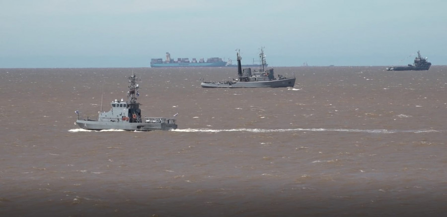 Embarcaciones de la Armada uruguaya, primero uno de los recientemente incorporados buques clase Marine Protector
