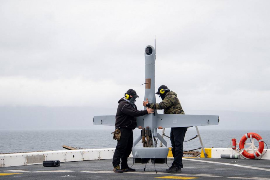 Pruebas del V Bat 128 de Martin UAV en el USS Portland Foto Departamento de Defensa de Estados Unidos