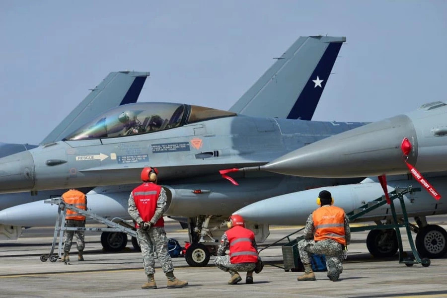 Cazas F 16 MLU en el ejercicio Salitre 2022 Foto FACh