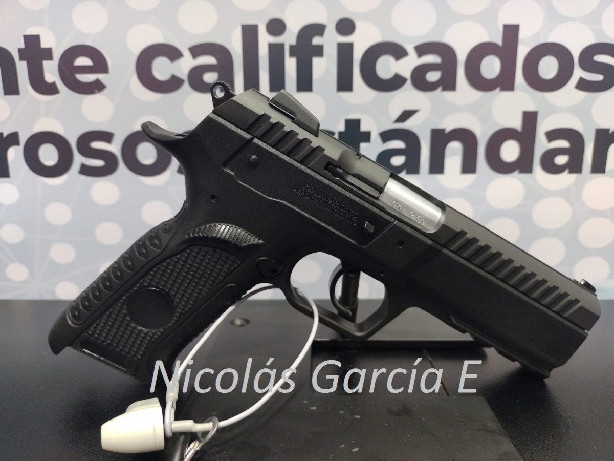 Pistola Tornado F calibre 9 mm Foto Nicolu00e1s Garcu00eda