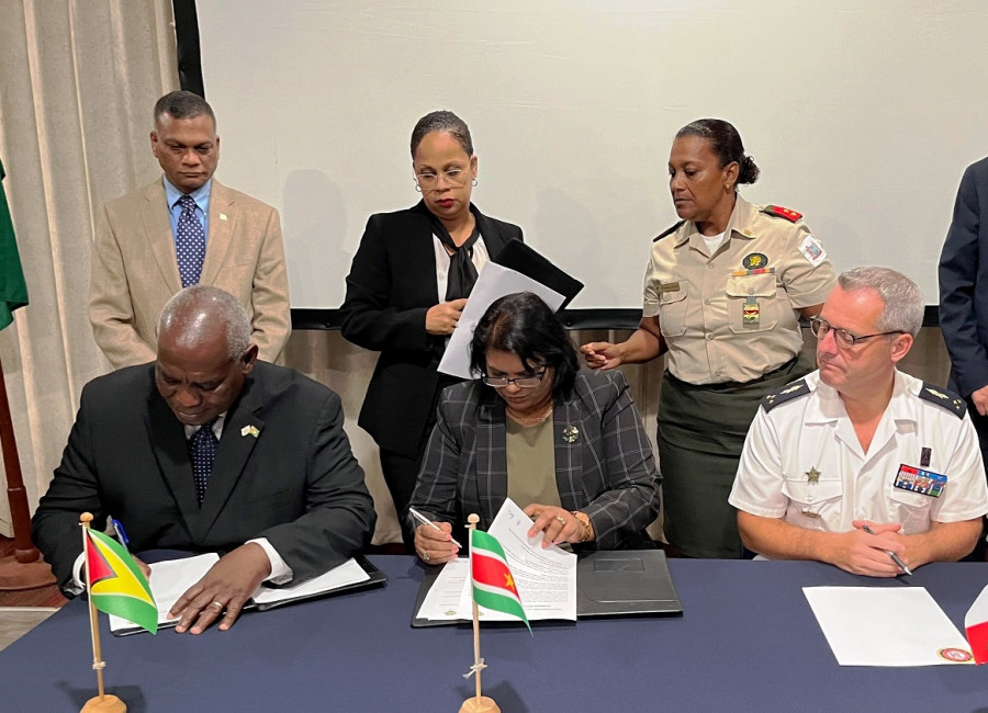Surinam Guyana Francia seguridad comun CDS