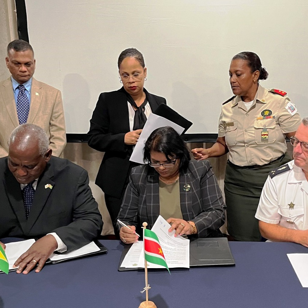 Surinam Guyana Francia seguridad comun CDS