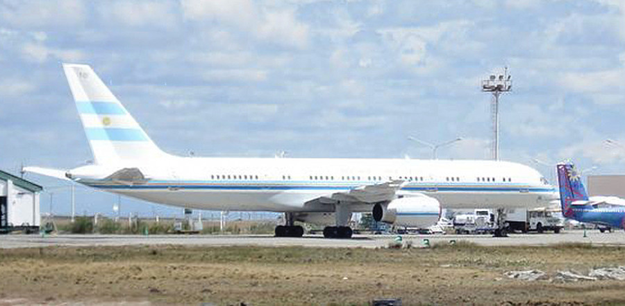Tango 01 Boeing 757   Argentina   Aeropuerto de Rio Gallegos
