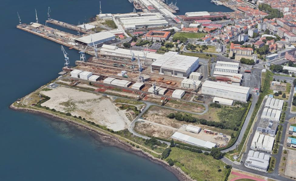 Vista aerea de astillero de navantia en ferrol