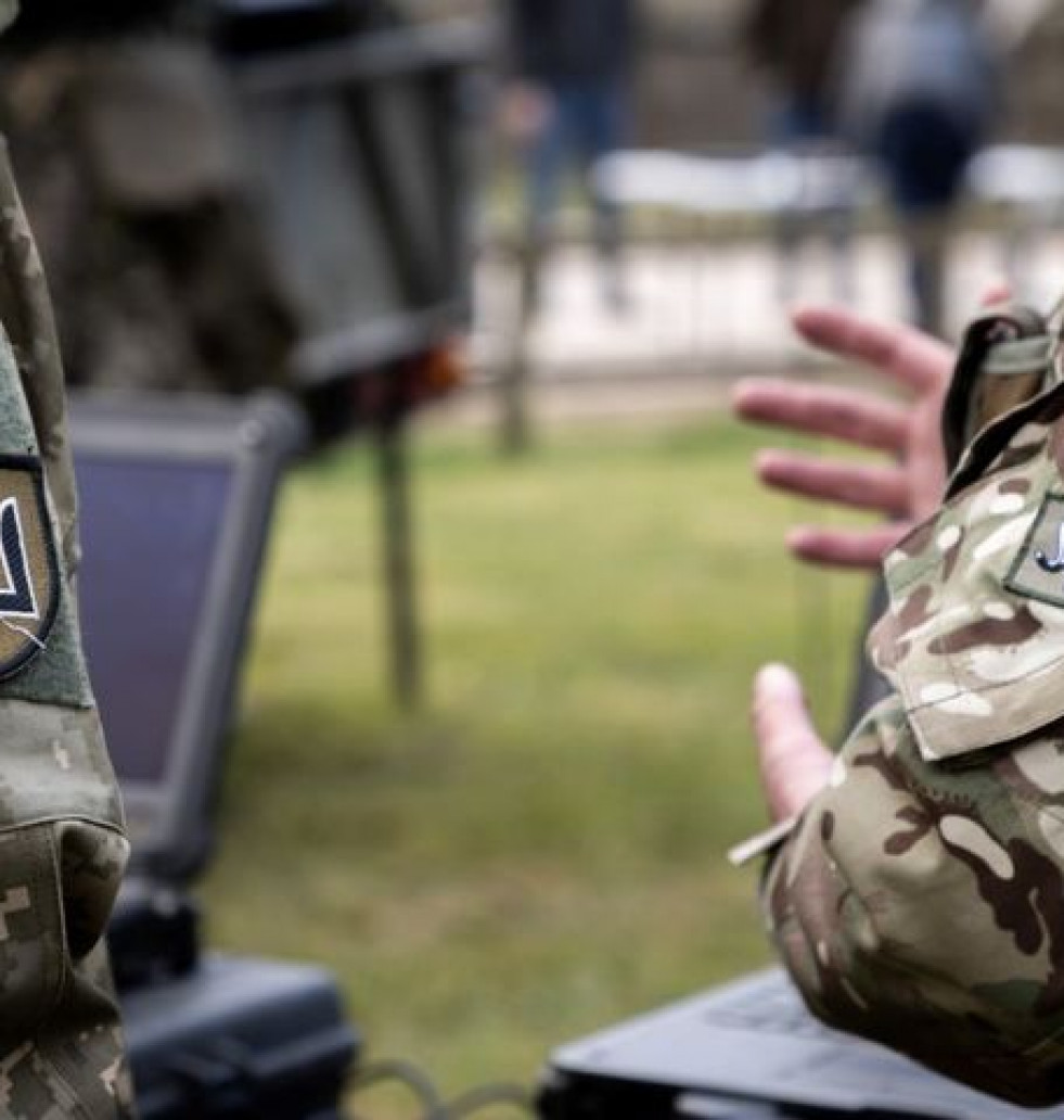 Soldado ucraniano formado por tropas británicas. Foto Ministerio de Defensa de Reino Unido