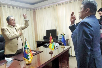 Bolivia Defensa VMinistro MDB