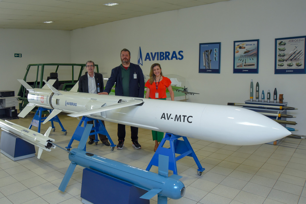 Visita Avibras (3)