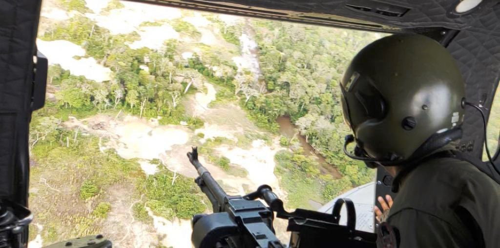 Venezuela Ejercito OpAutana Guayana Ceofanb