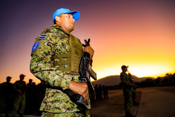 Militares salvadoreños han recibido armas y equipos en los años de gobierno de Nayub Bukele