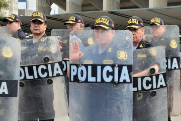 EscudosPoliciaPeru ene2023 PoliciaNacionalPeru