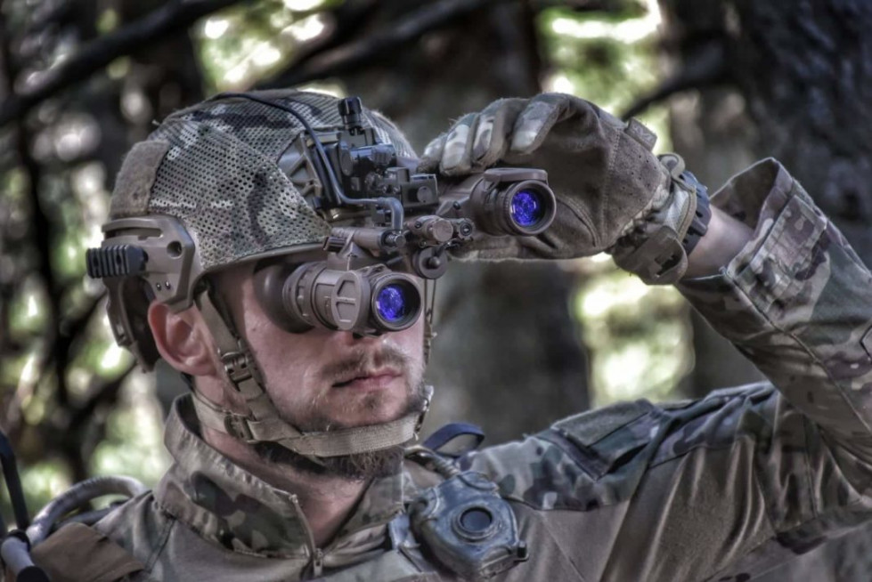 Binocular de visión nocturna Nyx Foto Theon Sensors