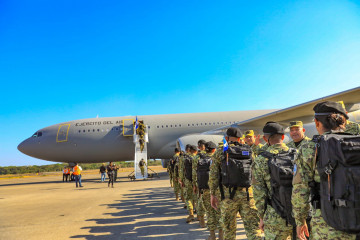 Contingente de militares salvadoreños arriba a España para entrenamiento de despligue en Líbano