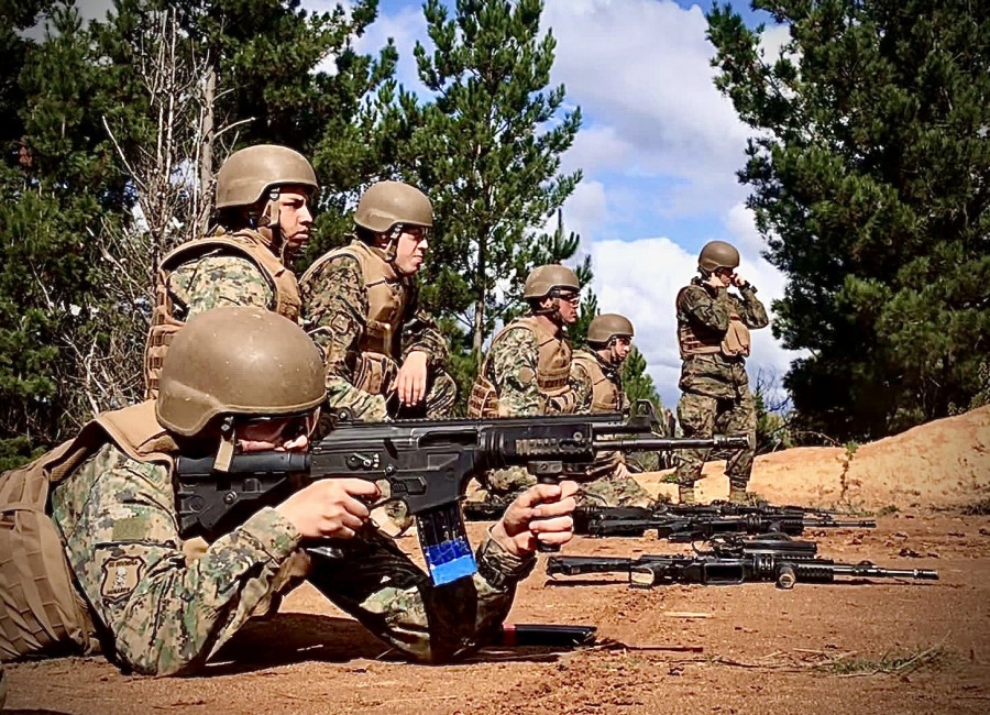 Soldados de tropa profesional del Regimiento de Caballería Húsares Foto Ejército de Chile