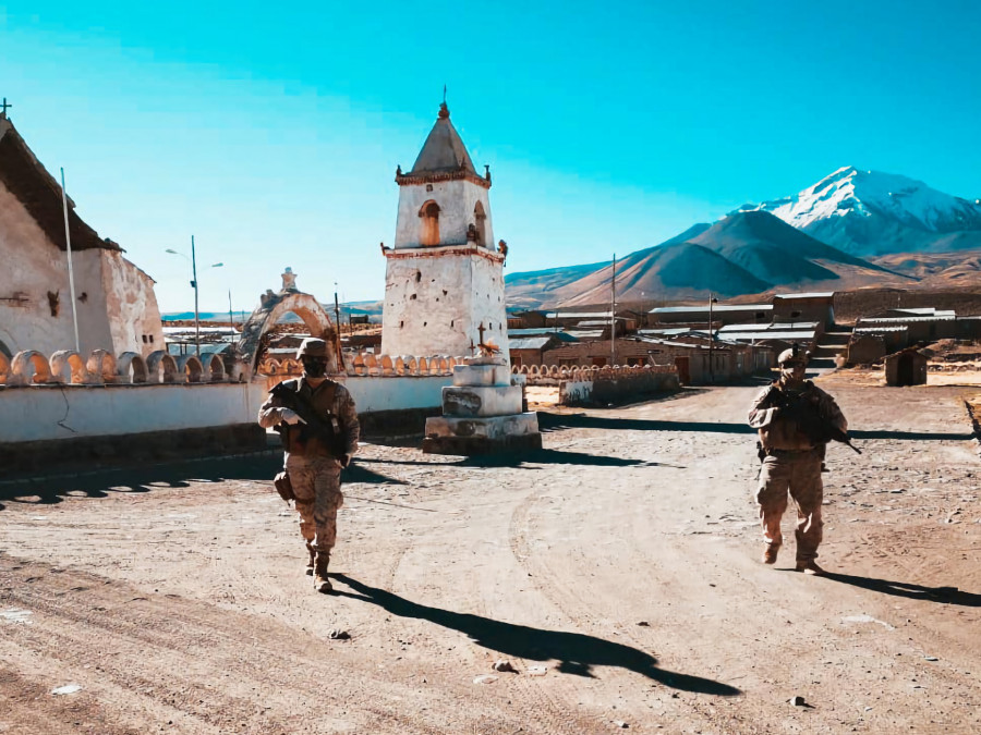 Personal militar realizando patrullaje en Colchane Foto Ejército de Chile