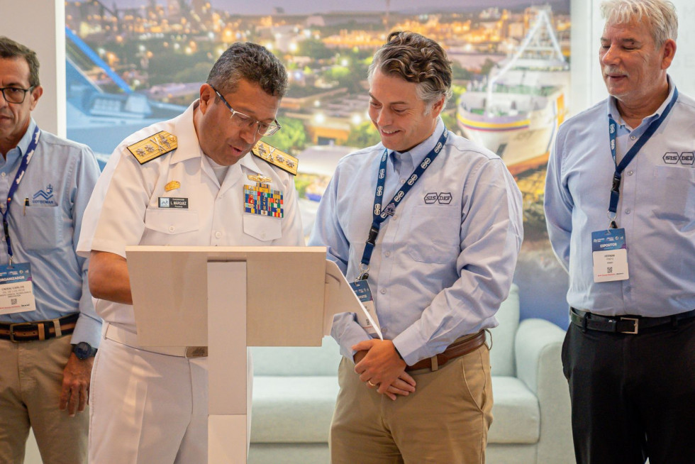 Firma de acuerdo entre Cotecmar y Sisdef Foto Sisdef
