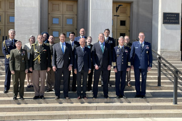 Visita al pentagono mindef