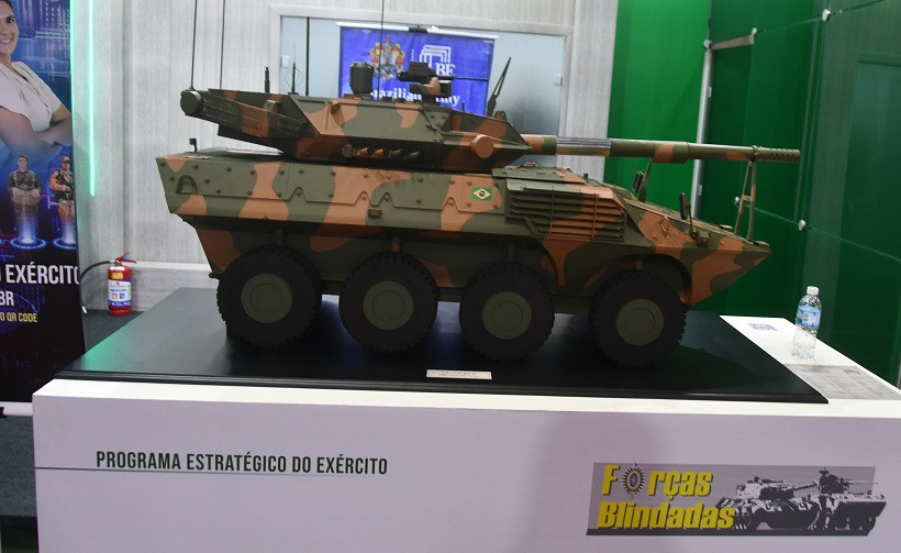 Centauro maquete caiafa