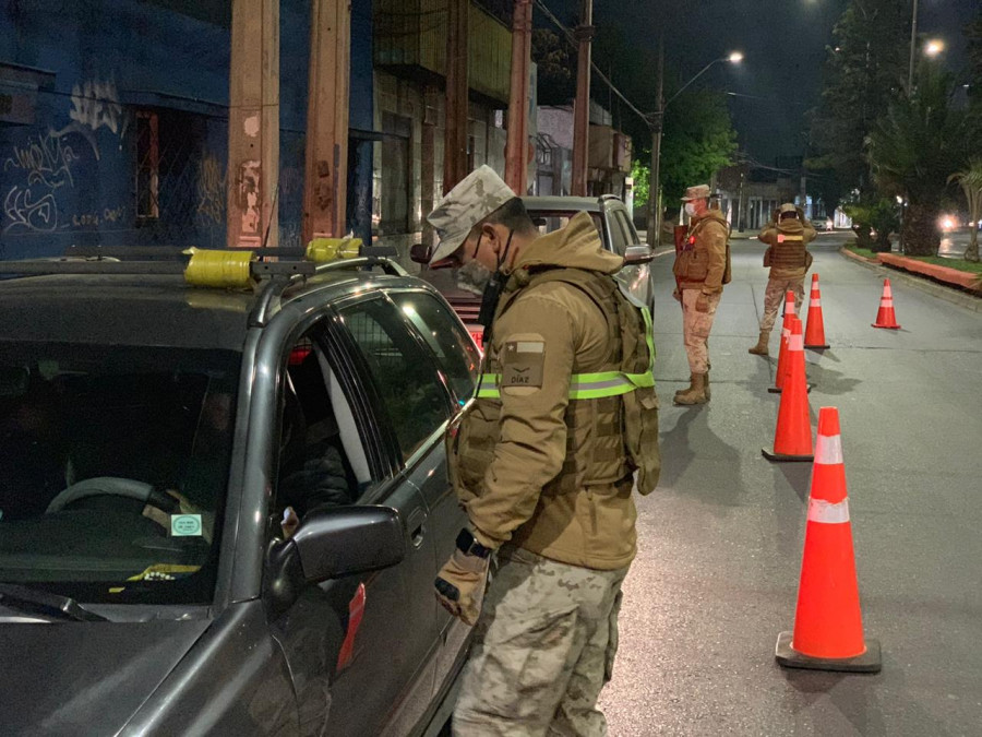 Efectivos militares con chaquetas softshell Foto Ejército de Chile